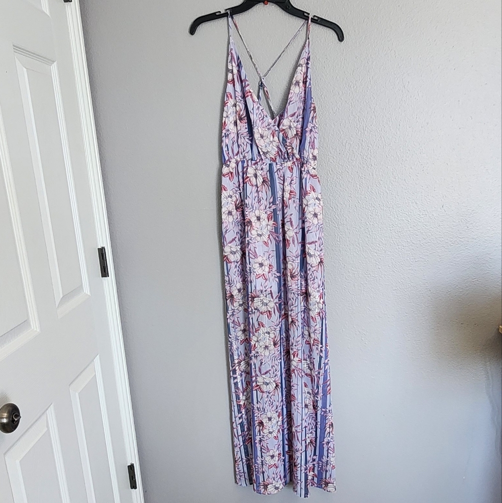 LAYERED WITH LOVE FLORAL  MAXI DRESS/ SIZE S